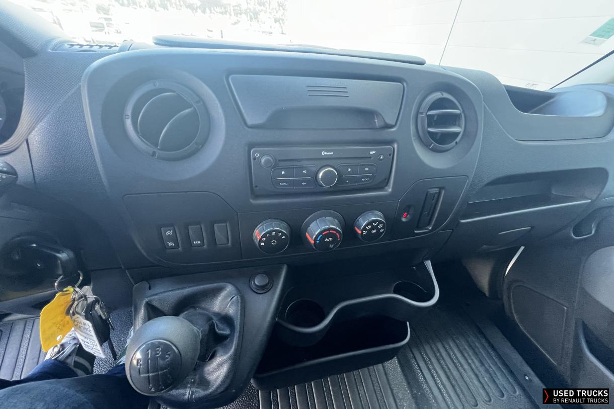 Renault Master 130