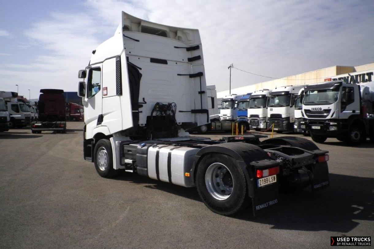 Renault Trucks T 440