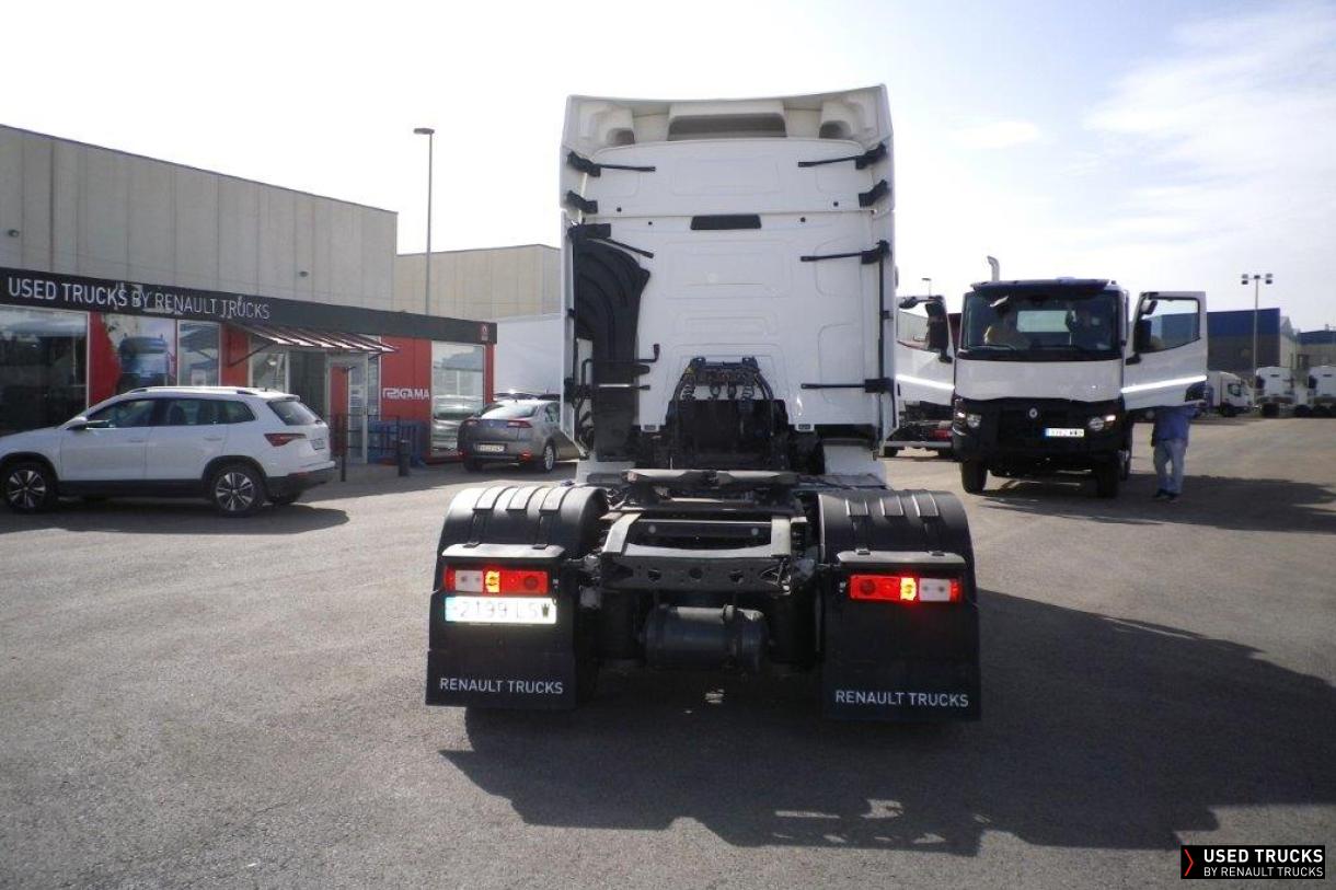Renault Trucks T 440