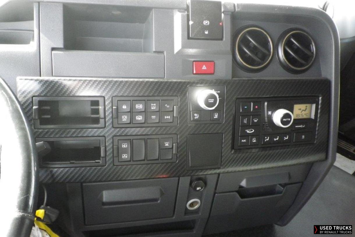 Renault Trucks T 440