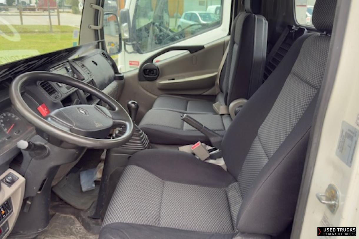 Renault Trucks Maxity 140