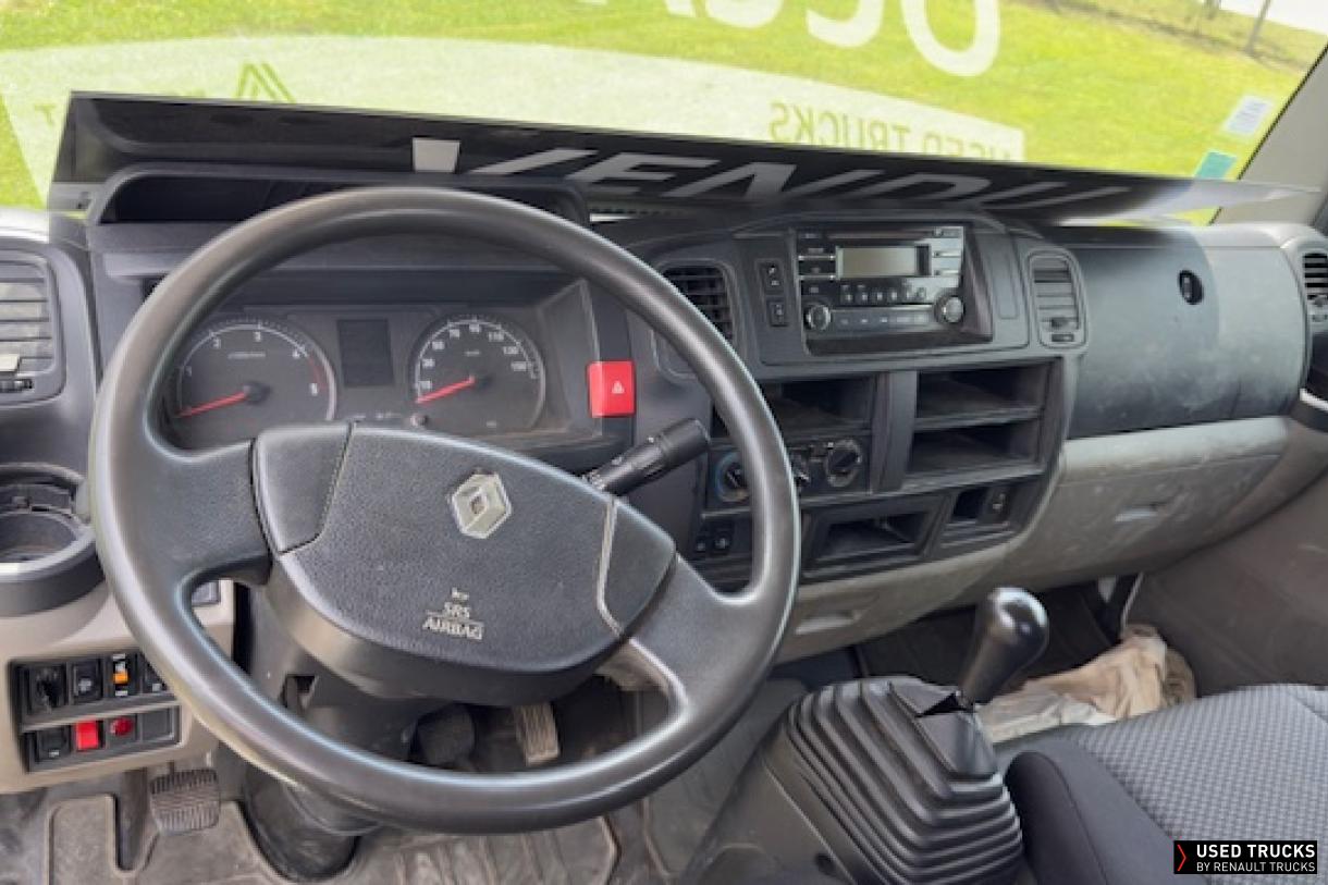 Renault Trucks Maxity 140