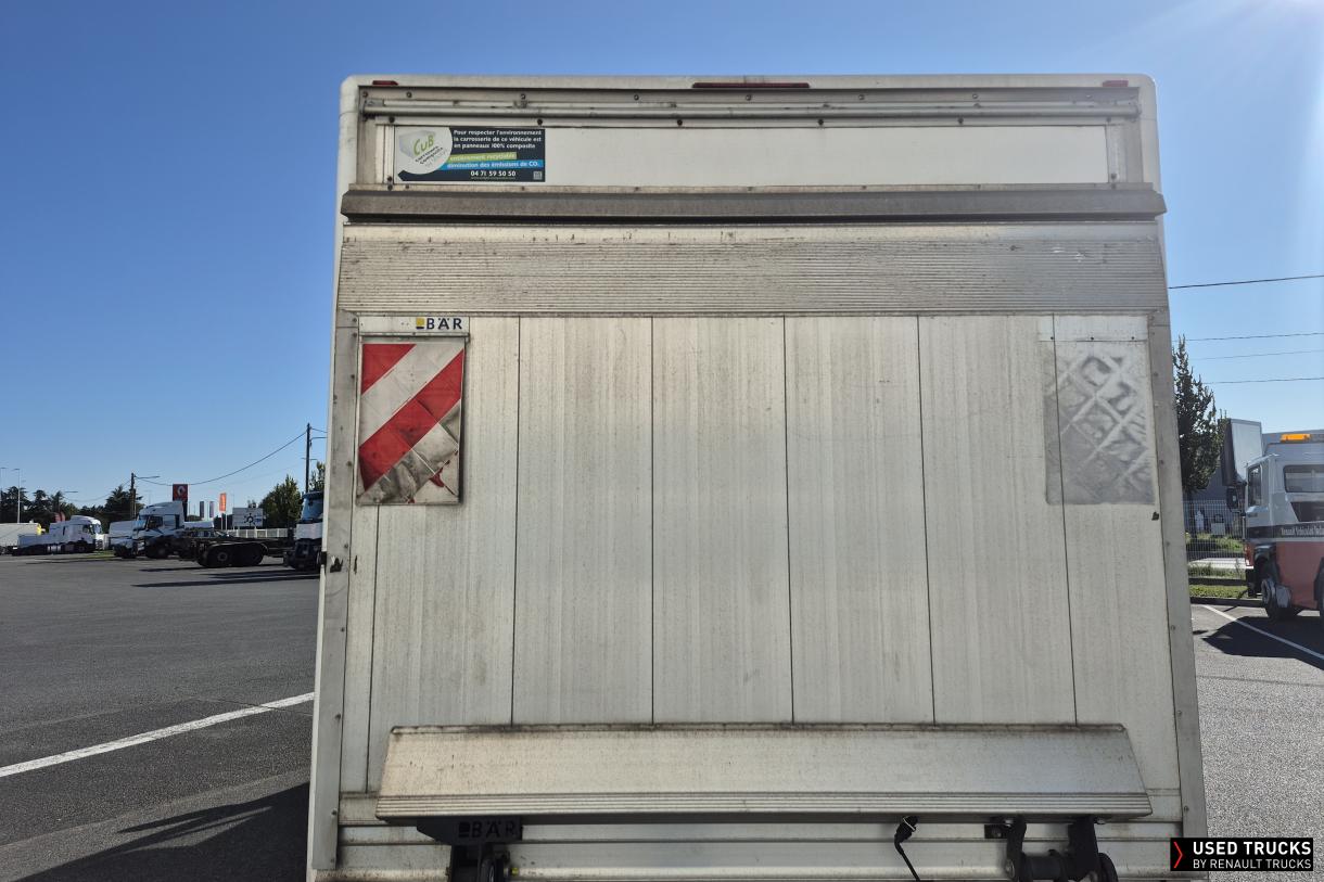 Mercedes-Benz Sprinter 163