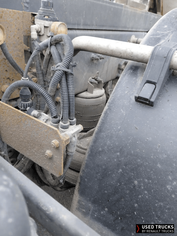 Renault Trucks C 440