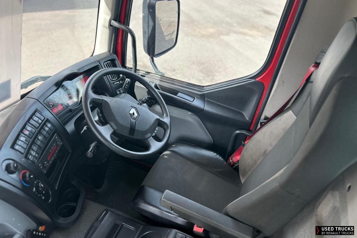 Renault Trucks D Wide 320