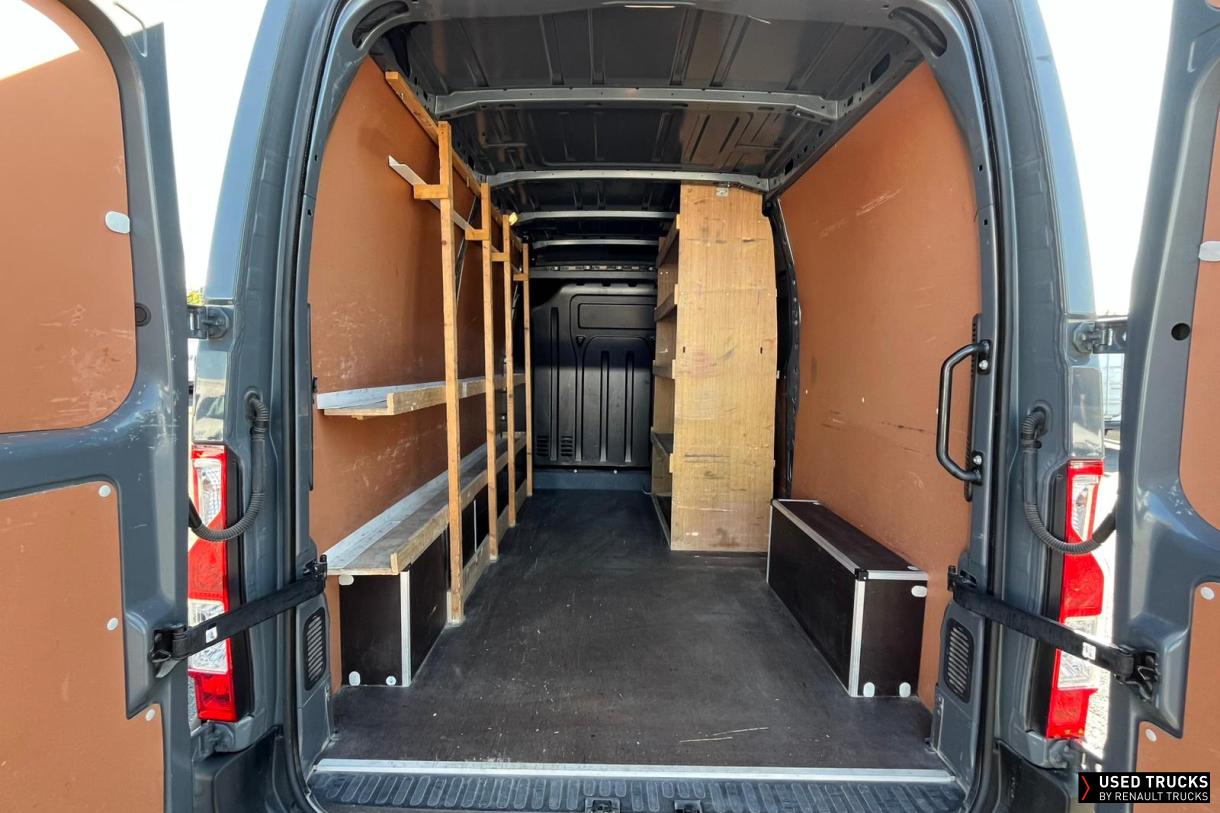Renault Master 150