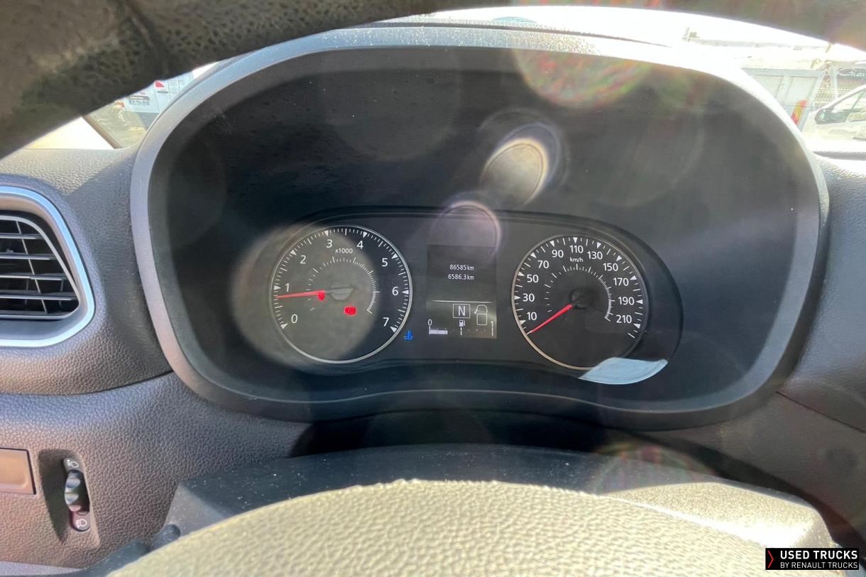 Renault Master 150