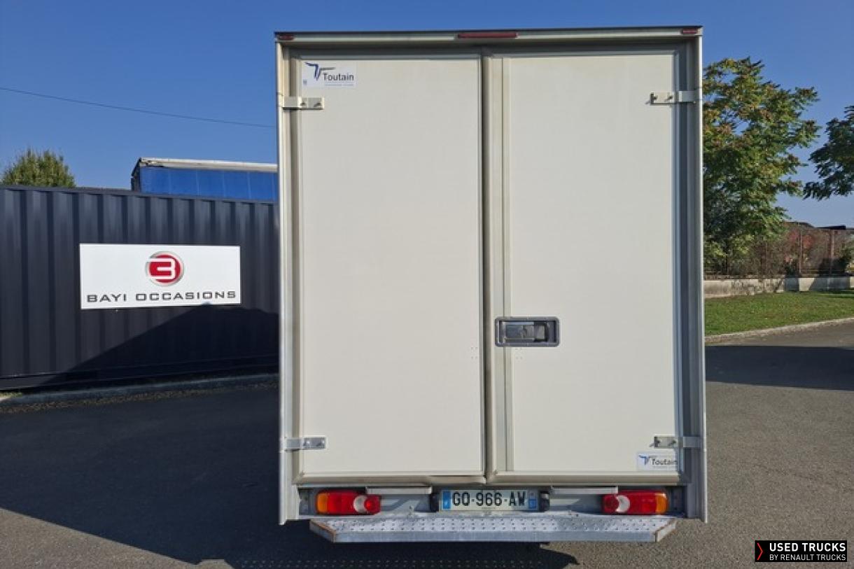 Renault Trucks Master 165