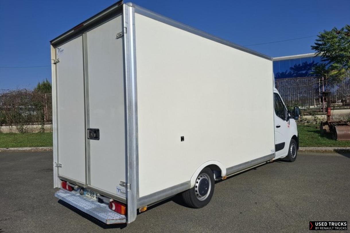 Renault Trucks Master 165