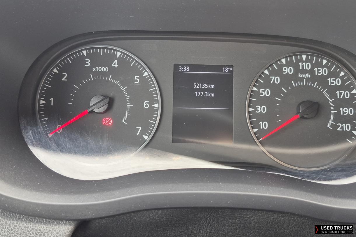 Renault Trucks Master 135