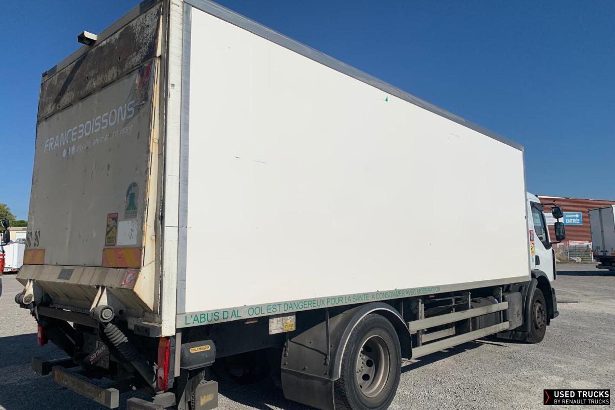 Renault Trucks D Wide 320