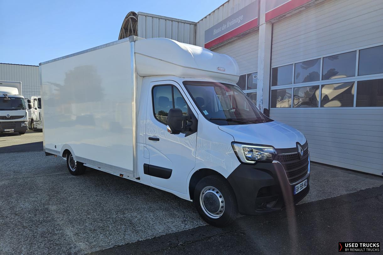 Renault Master 145