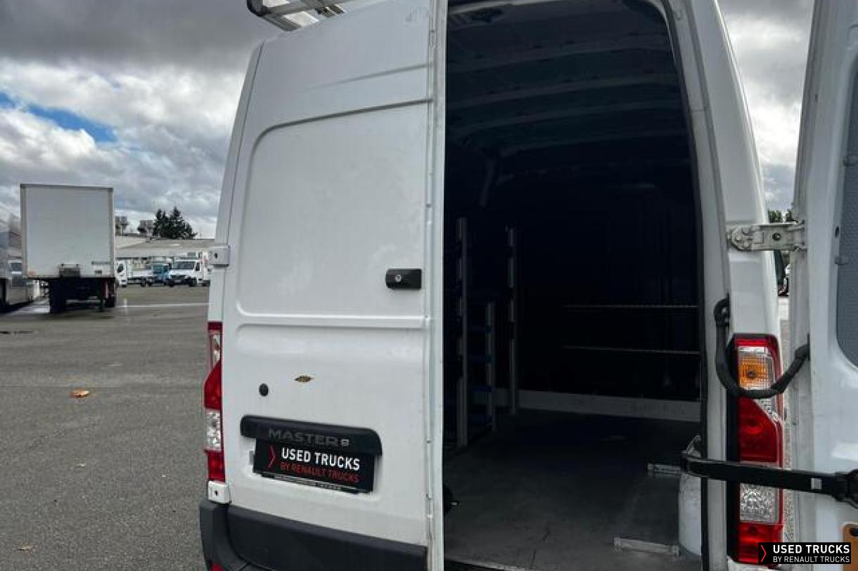 Renault Master 135