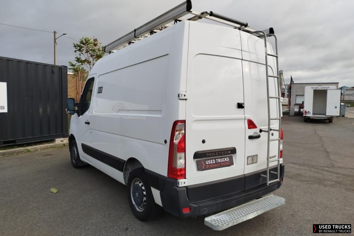 Renault Master 135