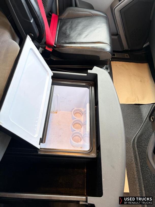 Renault Trucks T High 520