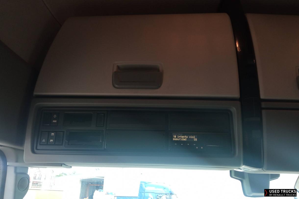 Renault Trucks T High 520