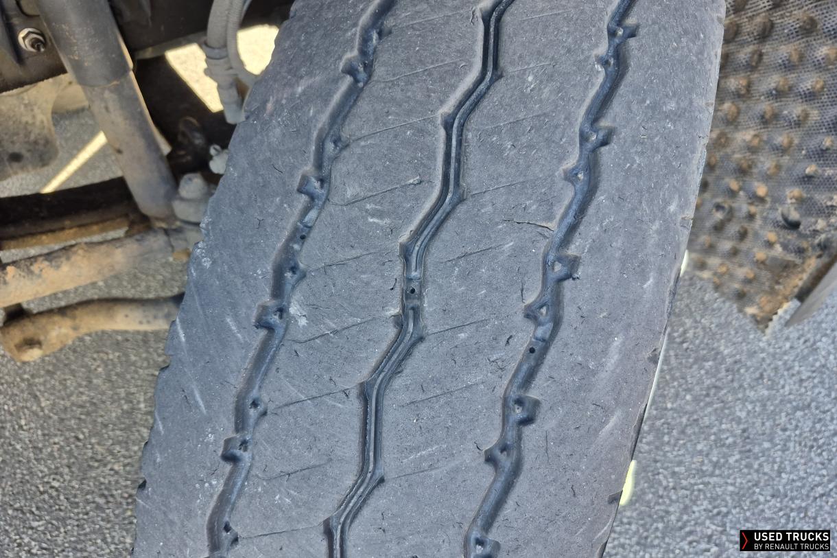 Renault Trucks C 440