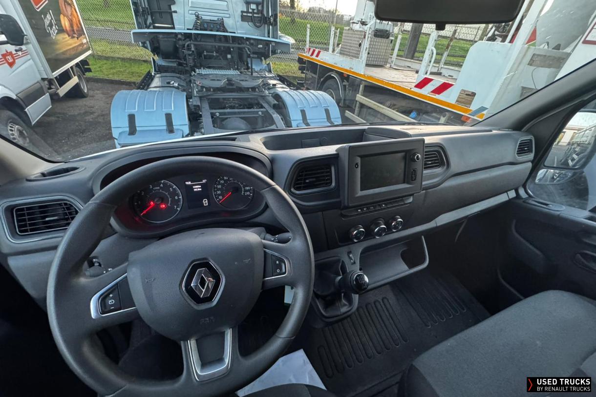 Renault Master 145