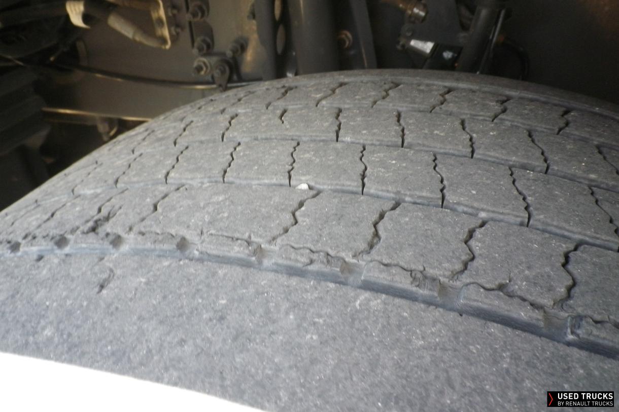 Renault Trucks T High 520