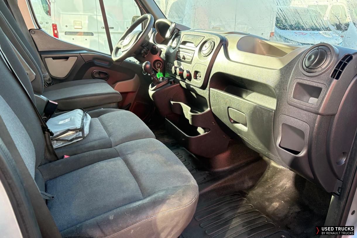 Renault Trucks Master 130