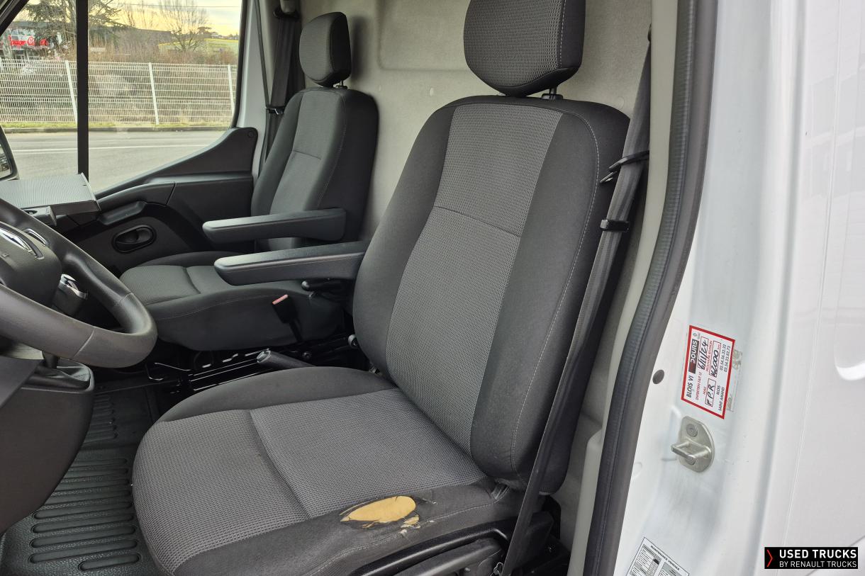 Renault Trucks Master 145