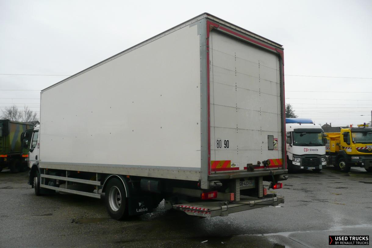 Renault Trucks D Wide 320