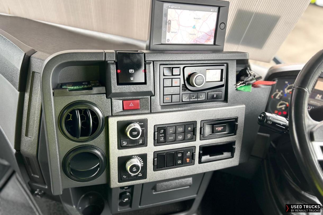 Renault Trucks T High 