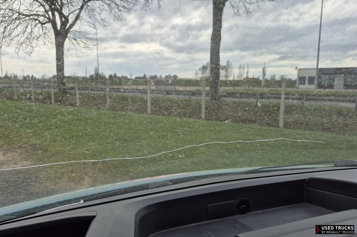 Renault Trucks Master 