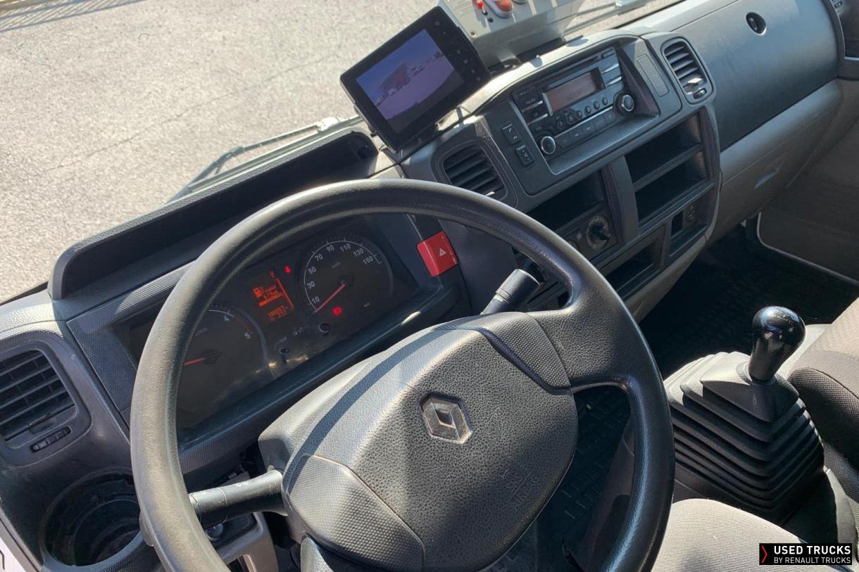 Renault Trucks Maxity 120