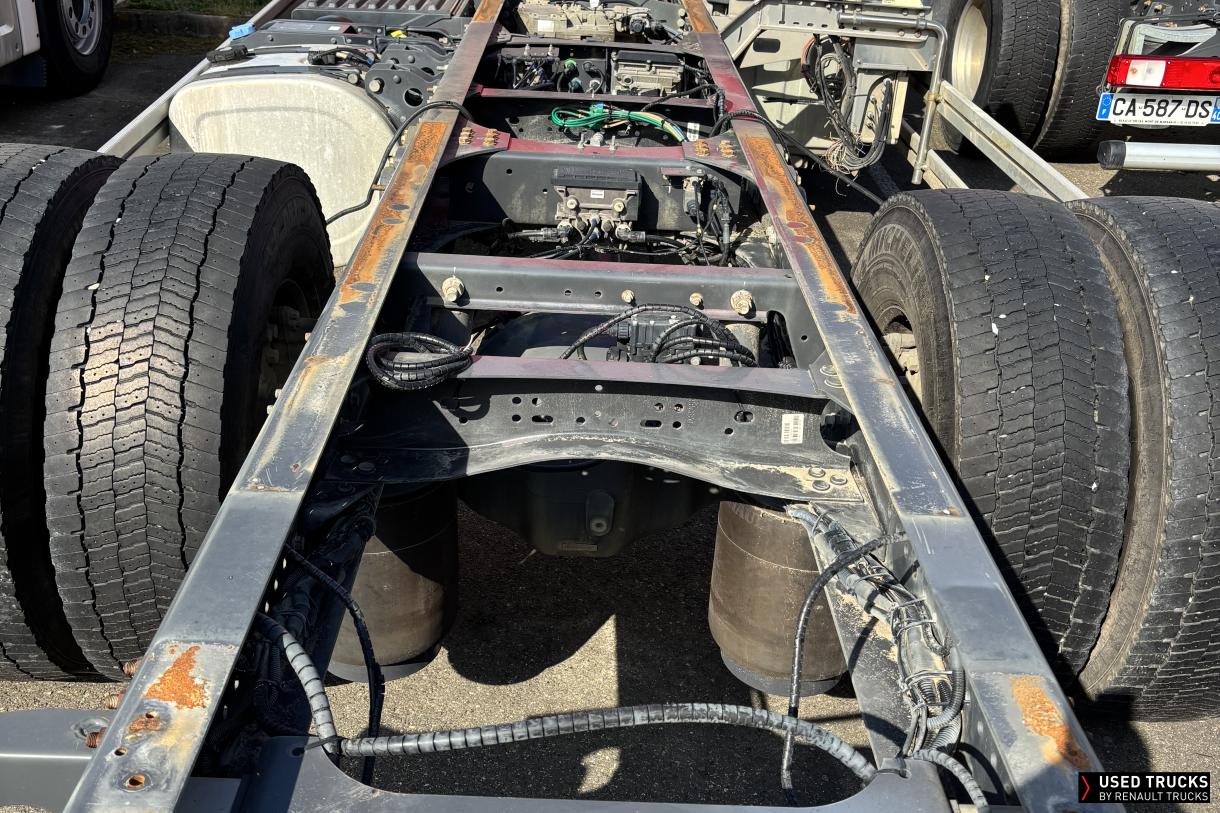 Renault Trucks Premium Route 380