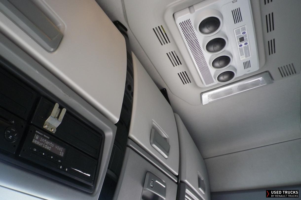 Renault Trucks T 520