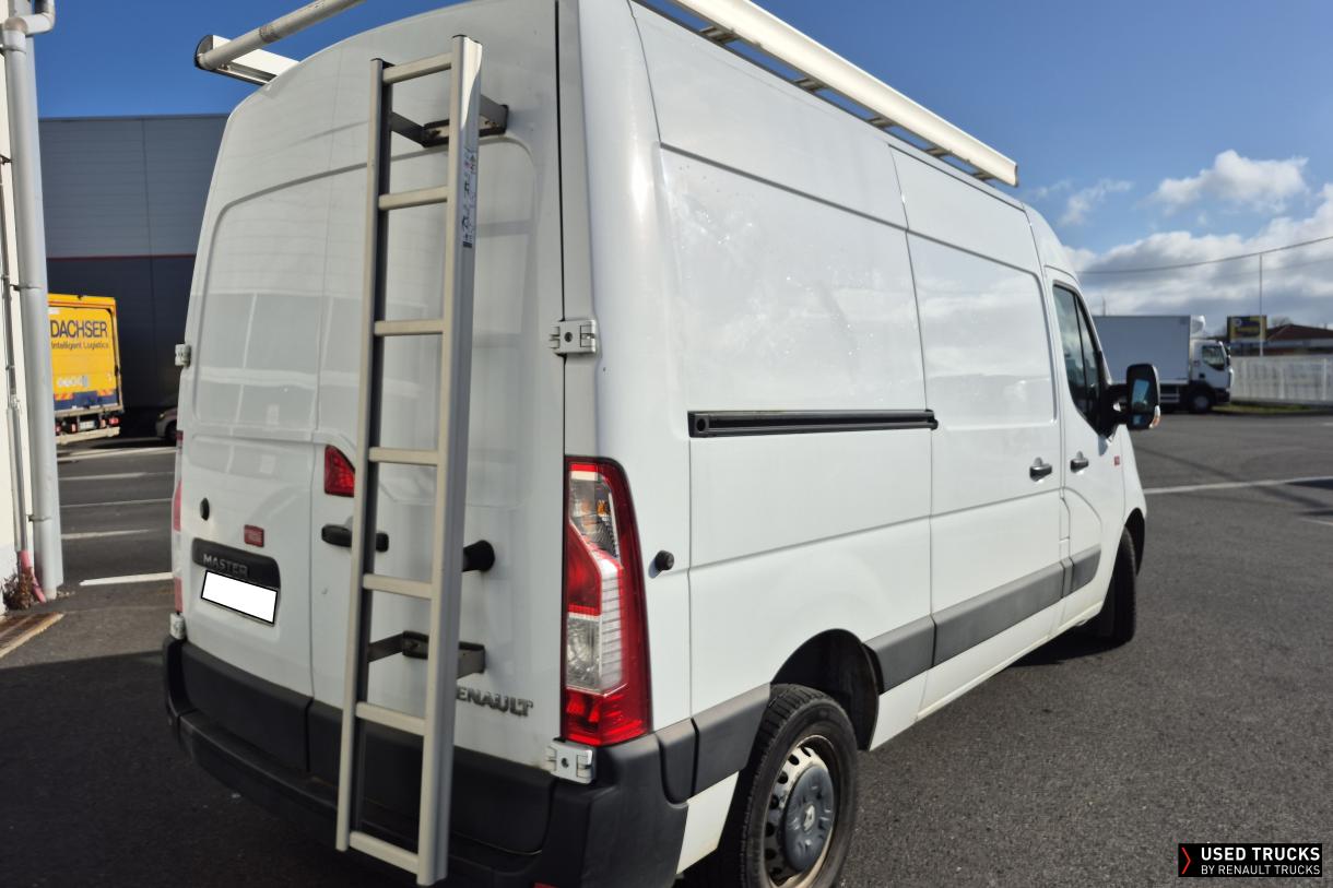 Renault Trucks Master 145