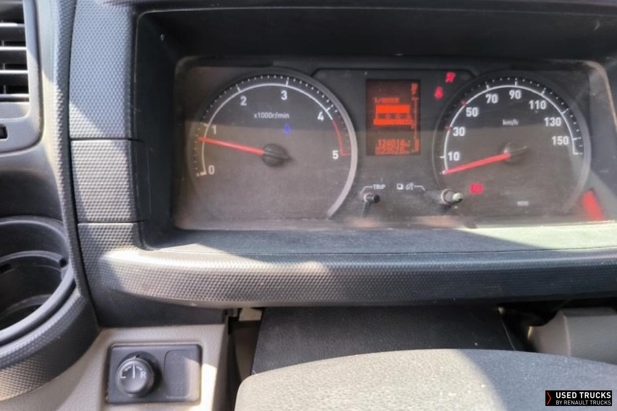 Renault Trucks Maxity 150