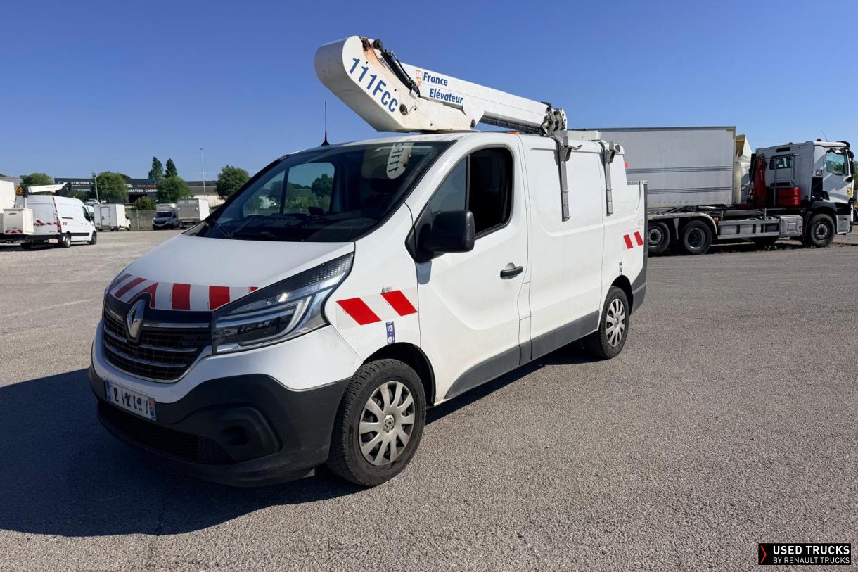 Renault Trucks Trafic 145