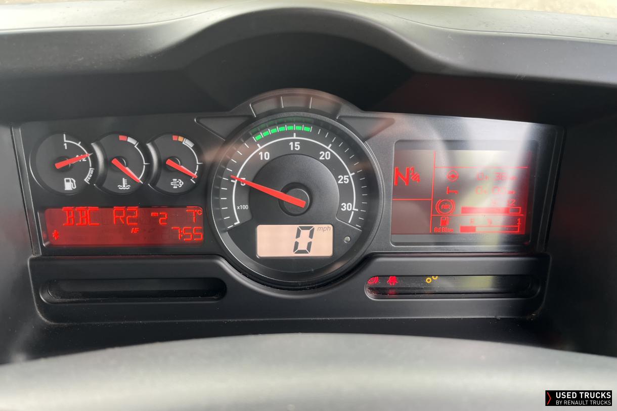 Renault Trucks D Wide 320