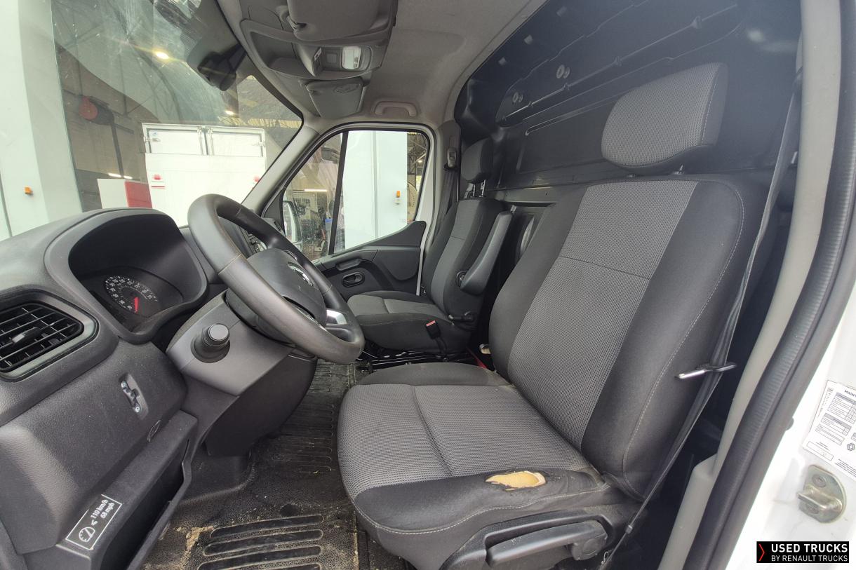 Renault Trucks Master 145