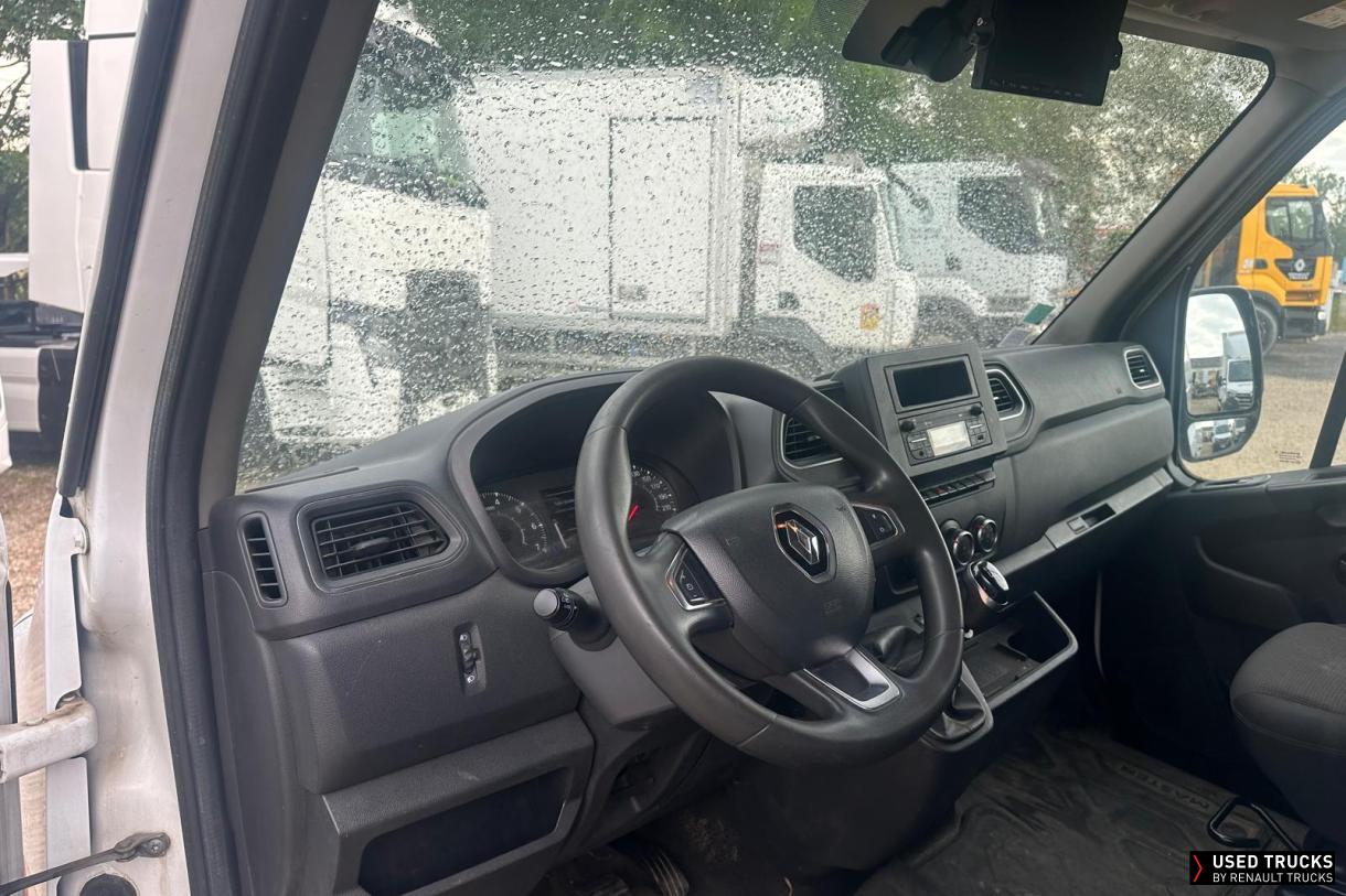 Renault Trucks Master 145