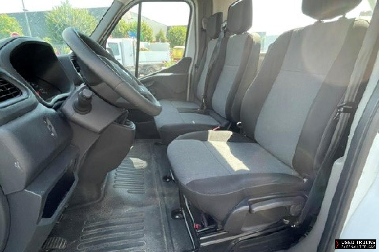 Renault Master 130