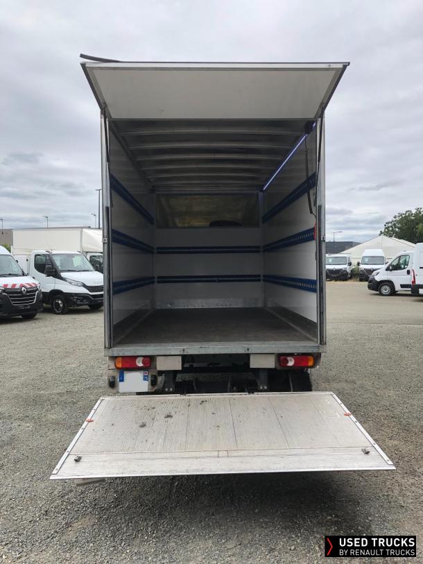 Renault Master 145