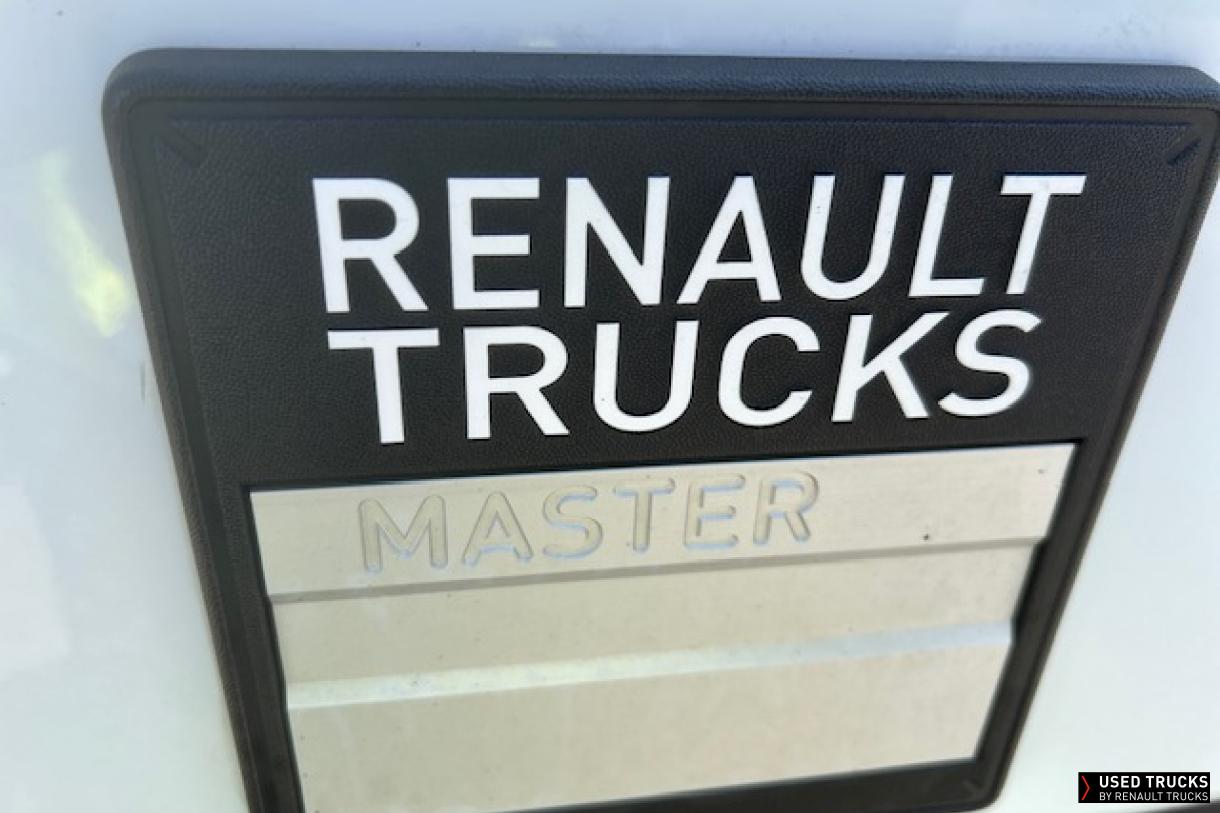 Renault Trucks Master 145