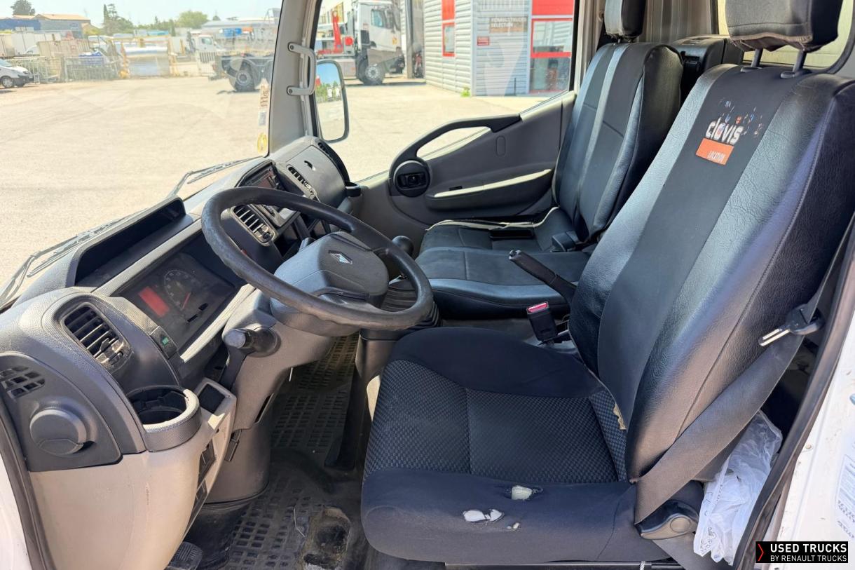 Renault Trucks Maxity 130
