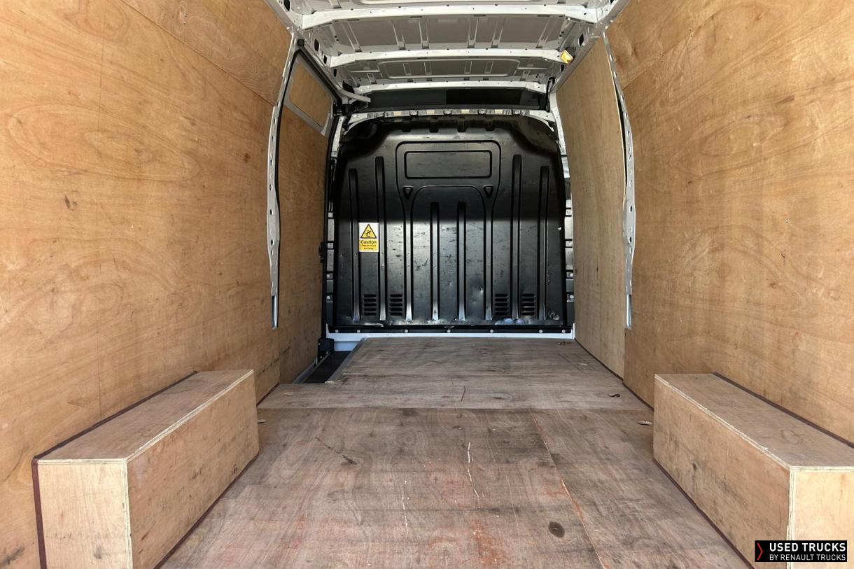 Renault Trucks Master 145