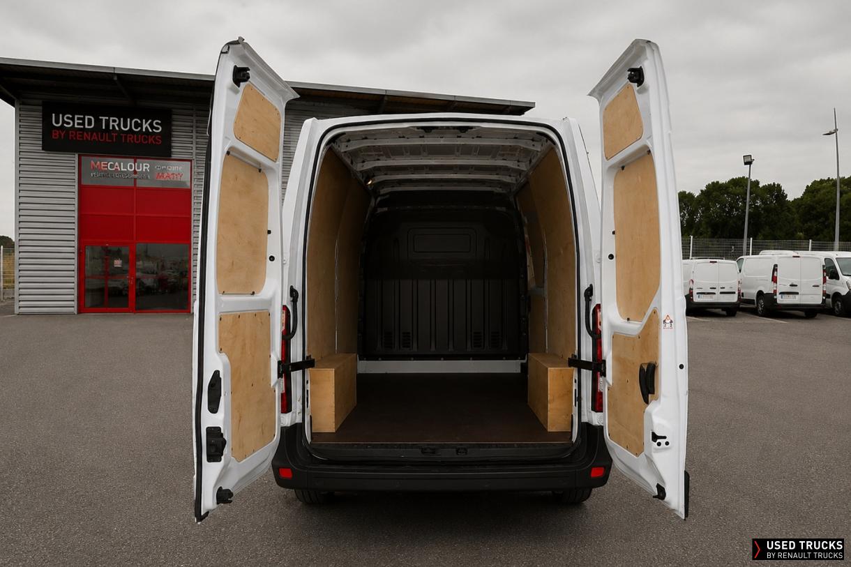 Renault Trucks Master 135