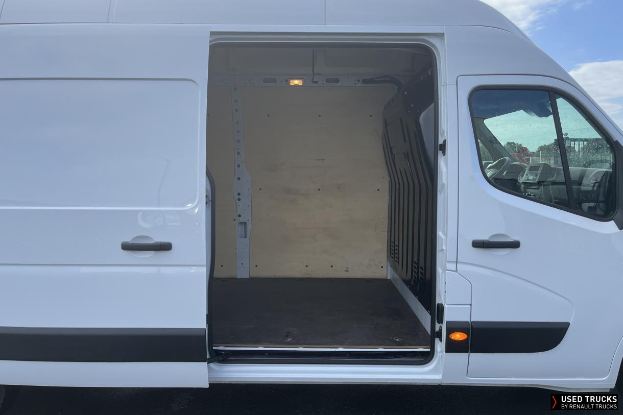 Renault Trucks Master 130