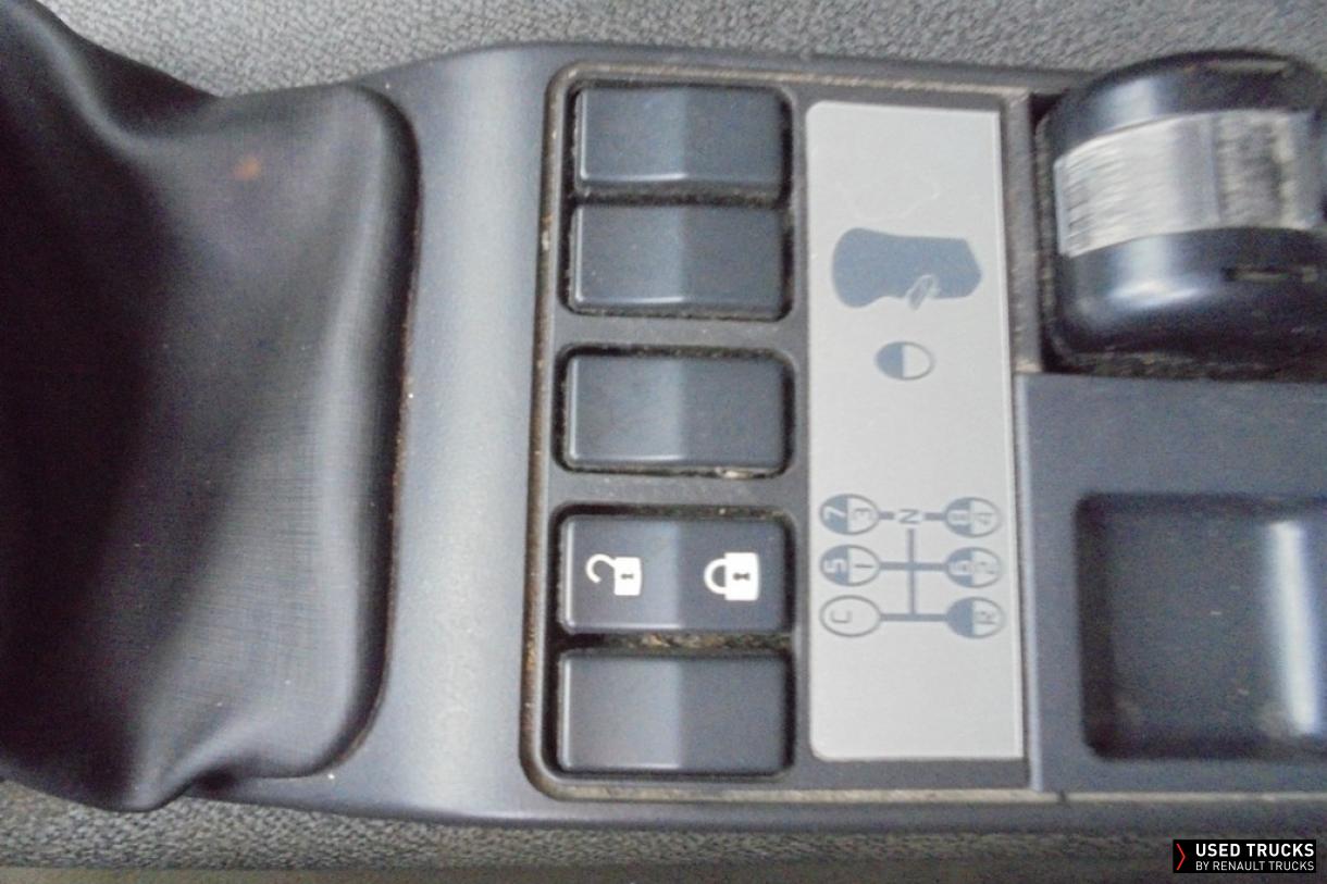 Renault Trucks D Wide 280