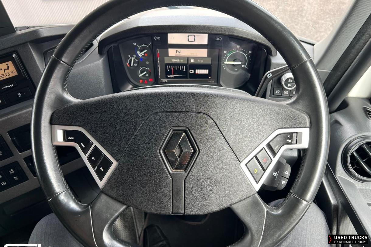 Renault Trucks T High 