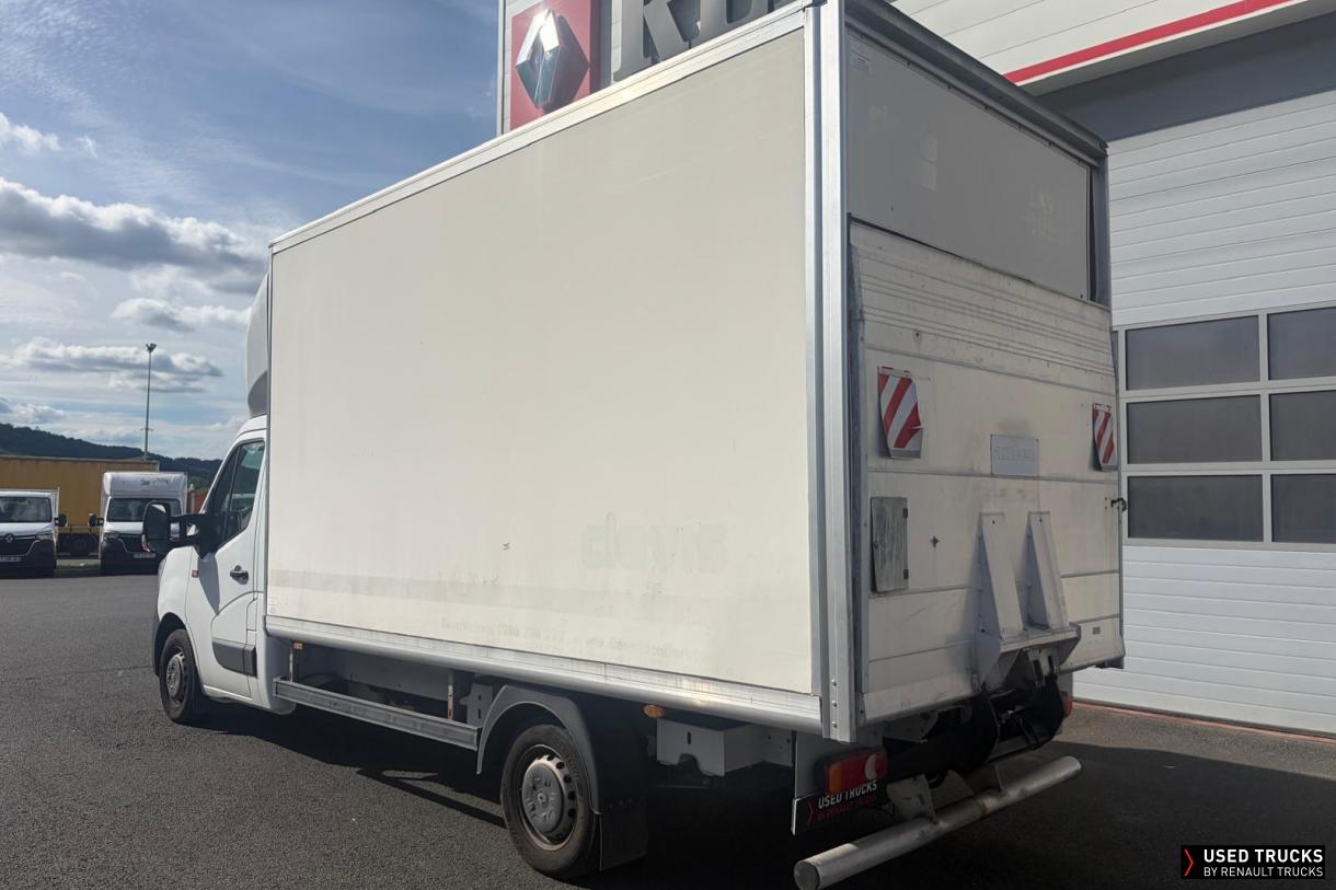 Renault Trucks Master 135