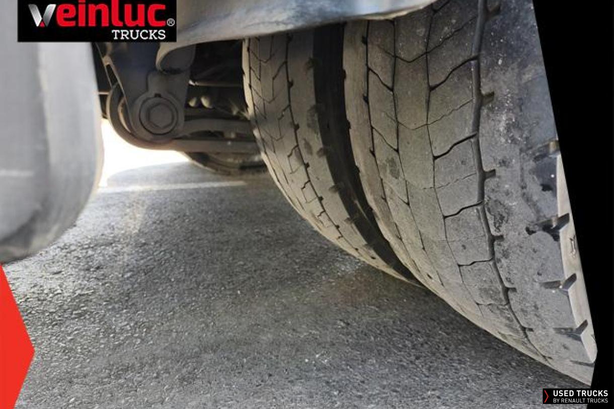 Renault Trucks Premium Route 460