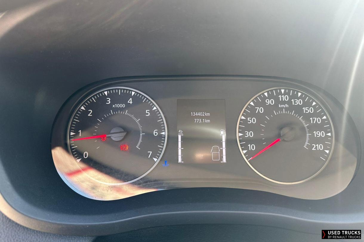 Renault Trucks Master 165