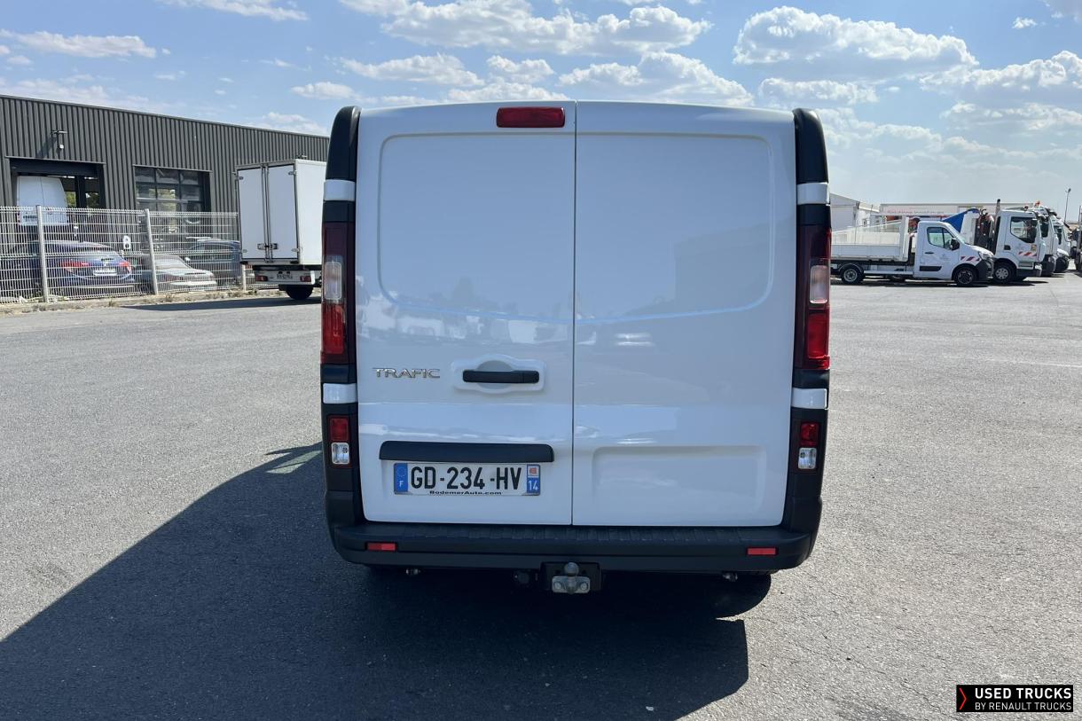 Renault Trafic 145